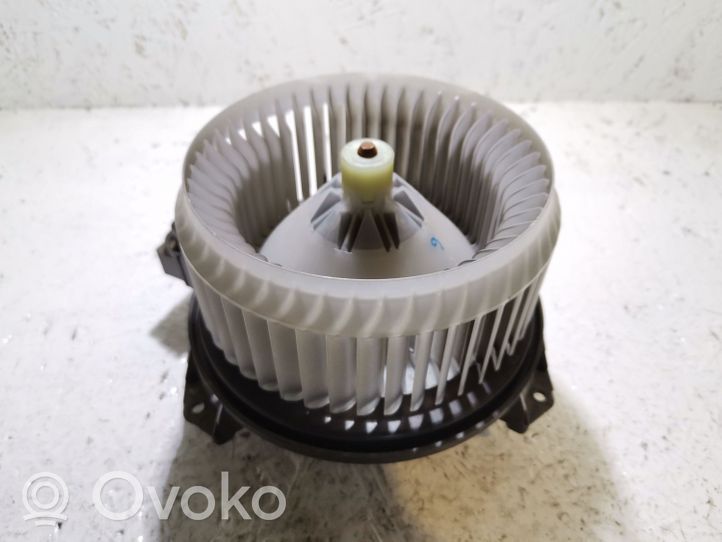 Toyota Auris 150 Mazā radiatora ventilators AV2727005141