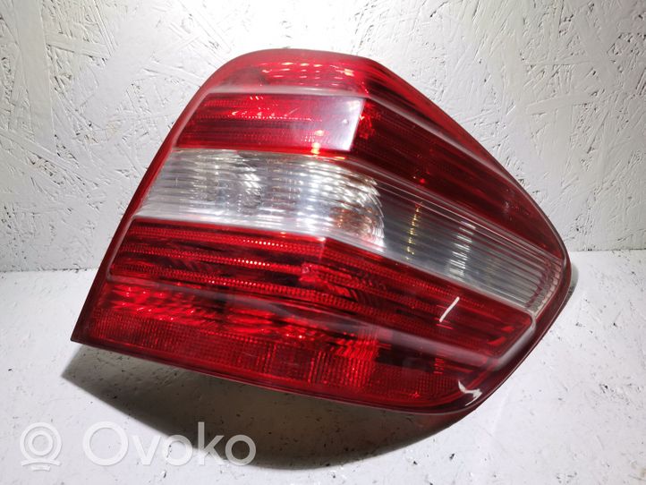 Mercedes-Benz ML W164 Luci posteriori A1649061200