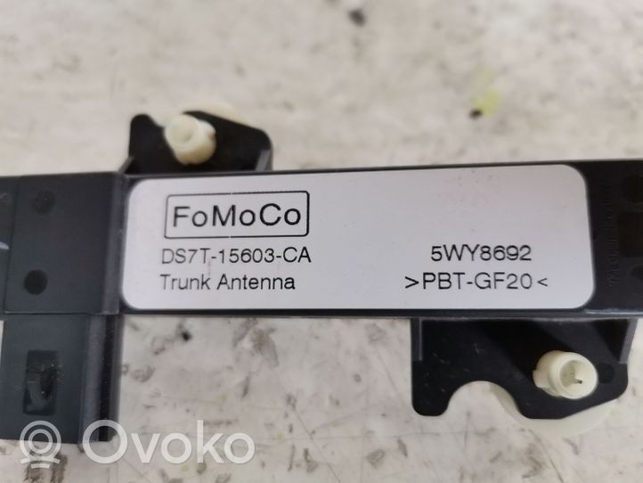 Ford Edge II Antenne GPS DS7T15603CA