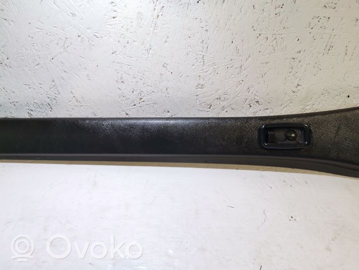 BMW 5 E28 Altro elemento di rivestimento della portiera anteriore 51411874241