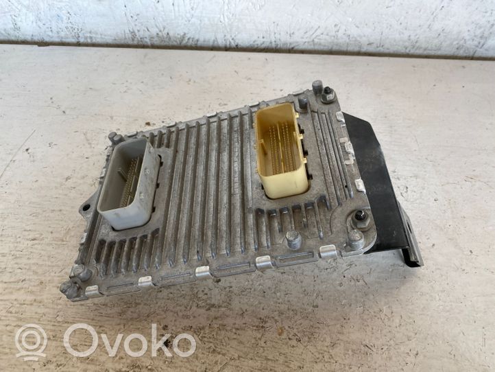 Dodge Challenger Engine control unit/module P68243307AB