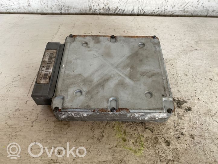 Ford Focus Dzinēja vadības bloks 2S4112A650DB