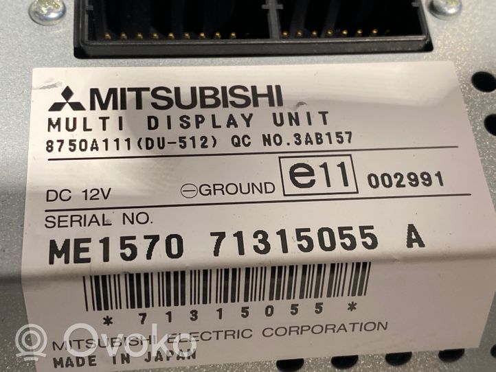 Mitsubishi Grandis Unité principale radio / CD / DVD / GPS 8750A111
