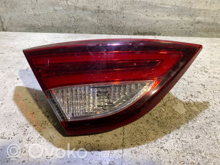 Chrysler 200 Tailgate rear/tail lights 