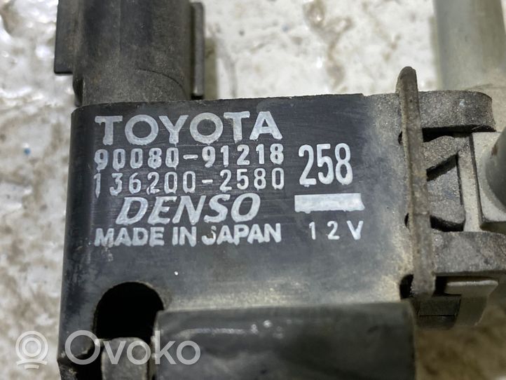 Toyota Corolla E120 E130 Tyhjiöventtiili 9008091218