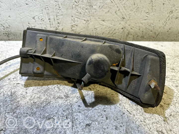 BMW 5 E28 Indicatore di direzione paraurti anteriore 3370217