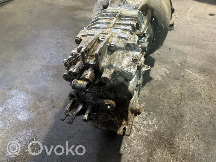 BMW 5 E28 Mechaninė 5 pavarų dėžė 2600127090