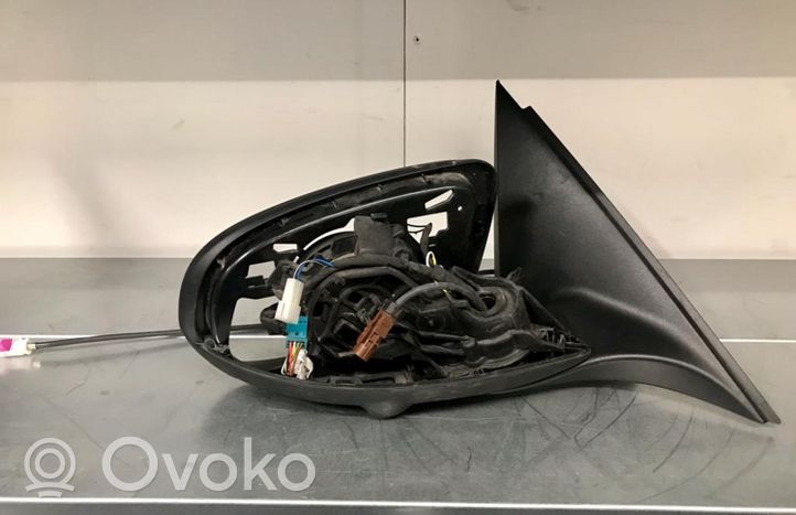 Mercedes-Benz C W205 Element lusterka bocznego drzwi przednich A2058103201