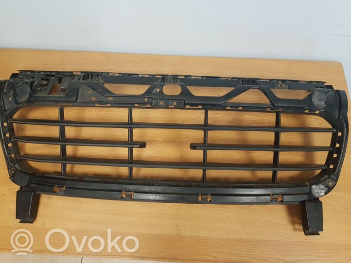 Porsche Cayenne (92A) Maskownica / Grill / Atrapa górna chłodnicy 7P5807683