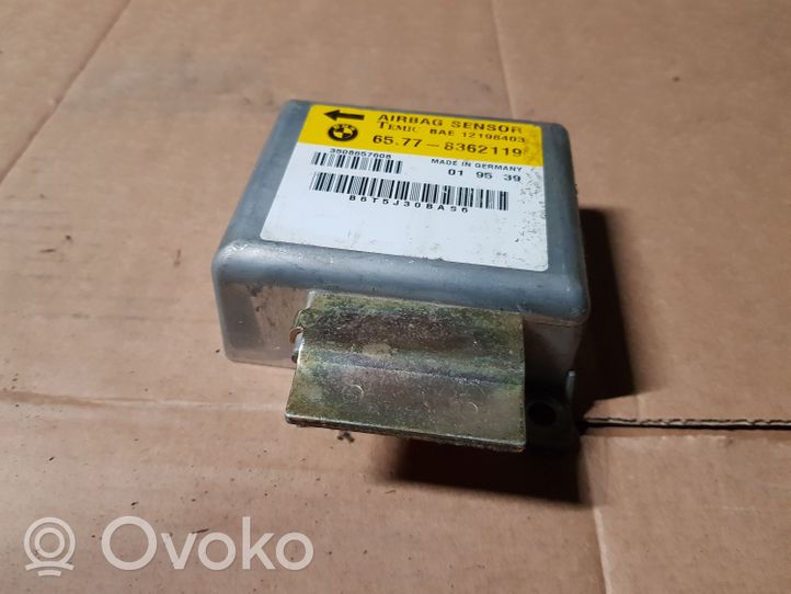 BMW 5 E34 Gaisa spilvenu vadības bloks 8362119