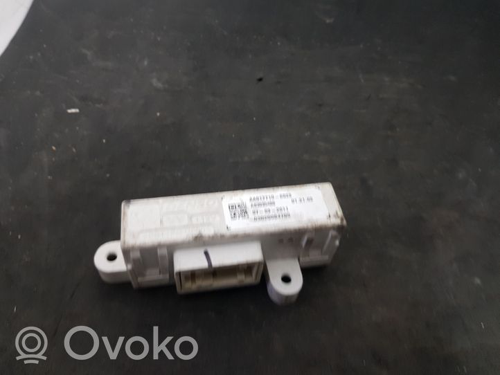 Chrysler Town & Country V Module confort A83035400