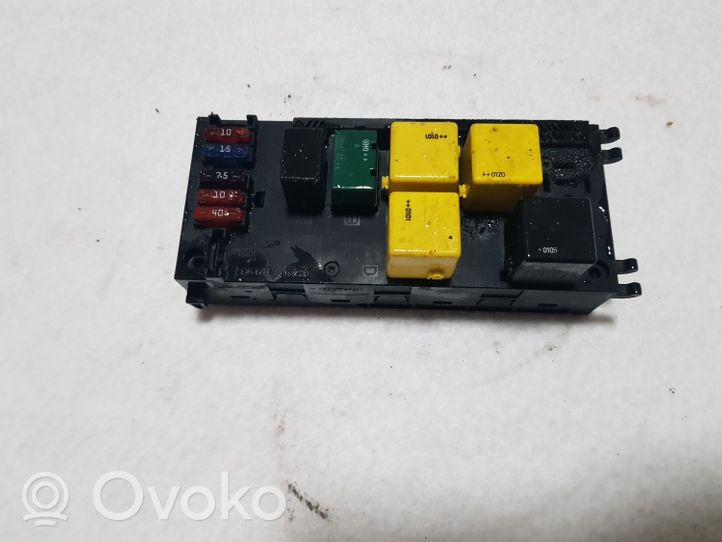 Mercedes-Benz E AMG W210 Module confort A0025452701