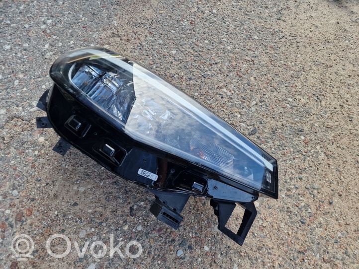 Volkswagen ID.4 Lampa przednia 11B941006