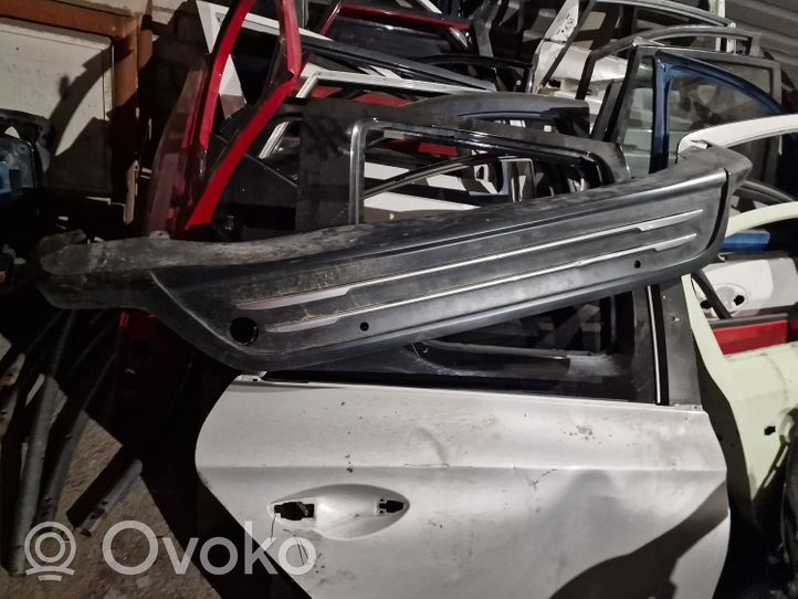 Hyundai Kona I Takapuskurin alaosan lista 86612DDAA0