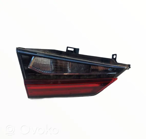 Lexus RX 450H Lampy tylnej klapy bagażnika 