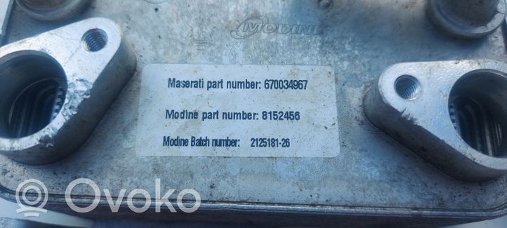 Maserati Levante Vaihteistoöljyn jäähdytin (käytetyt) 670034967