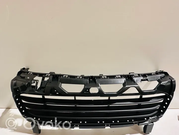 Porsche Cayenne (92A) Maskownica / Grill / Atrapa górna chłodnicy 9Y0807683