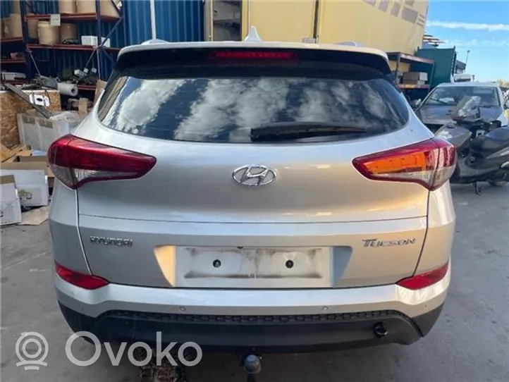 Hyundai Tucson TL Kuljettajan istuin 