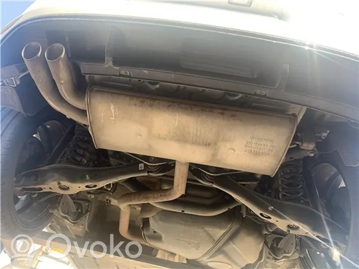 Volkswagen Golf VII Silenciador del tubo de escape trasero 