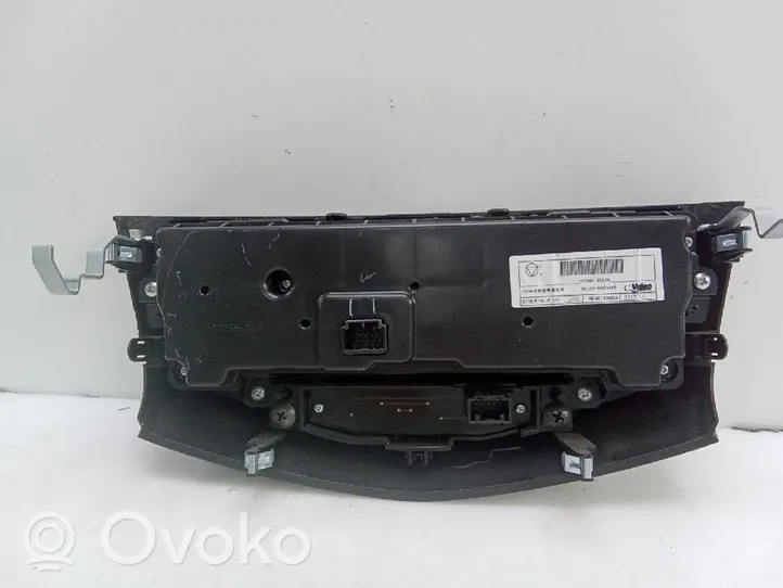 Nissan X-Trail T32 Climate control unit 9667x887035p