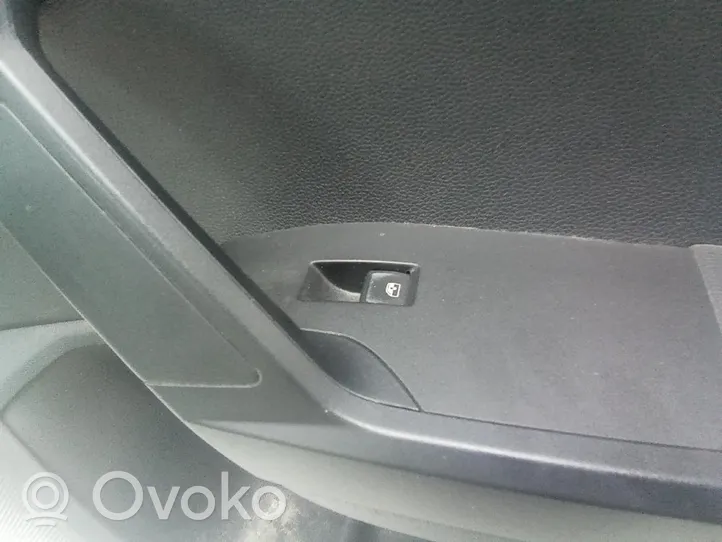Seat Ibiza V (KJ) Boczki / Poszycie drzwi przednich 6F0867114