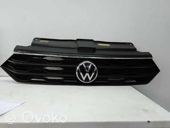 Volkswagen T-Roc Atrapa chłodnicy / Grill 2GA853651