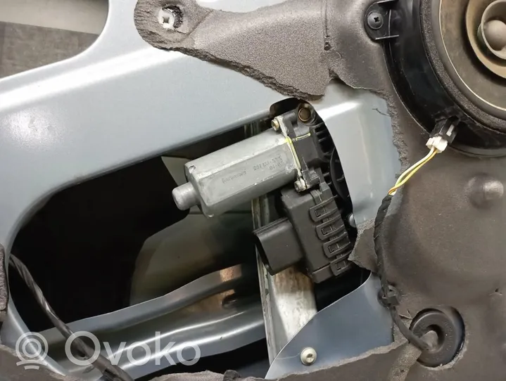 Jaguar X-Type Rear window lifting mechanism without motor 