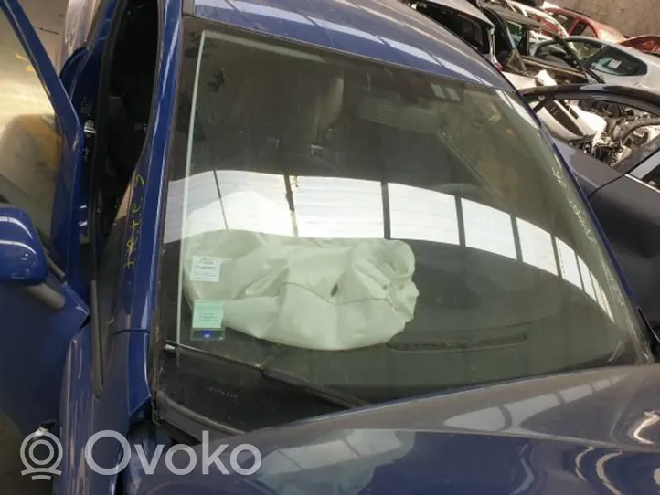 Opel Corsa E Front windscreen/windshield window 