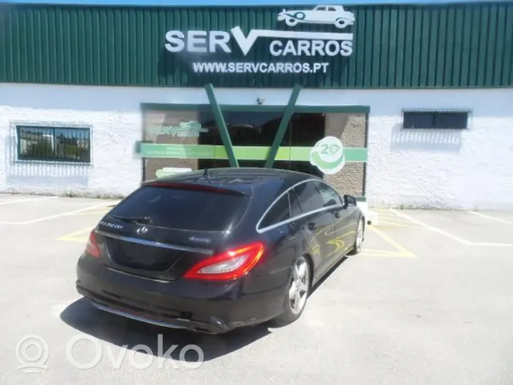 Mercedes-Benz CLS C218 X218 Mechanizm podnoszenia szyby przedniej bez silnika 