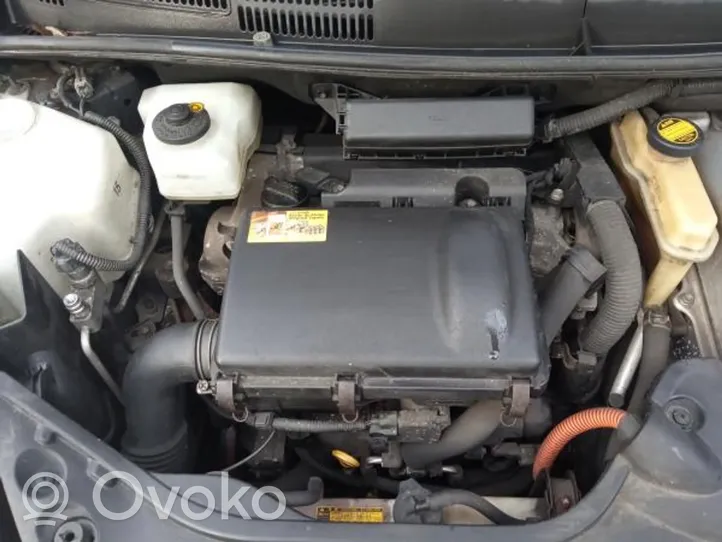 Toyota Prius (XW20) Motore 