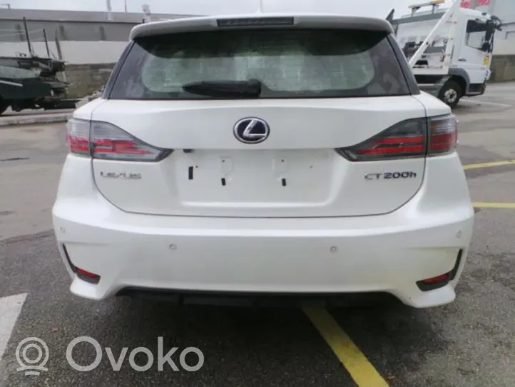 Lexus CT 200H Takapuskurin tukipalkki 