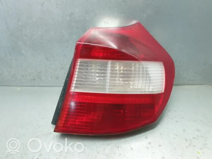 BMW 1 E81 E87 Lampy tylnej klapy bagażnika 