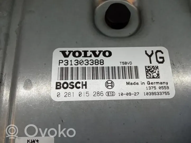 Volvo XC70 Sterownik / Moduł ECU 