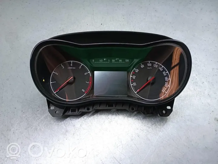 Opel Corsa E Compteur de vitesse tableau de bord 