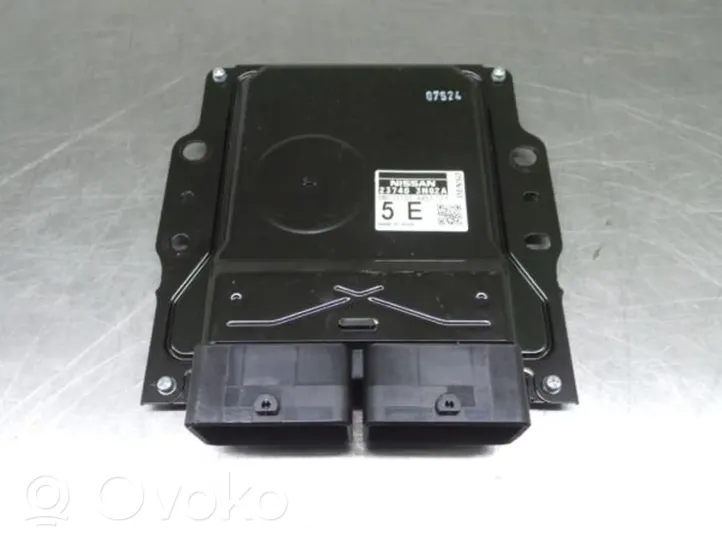 Nissan Leaf I (ZE0) Calculateur moteur ECU 