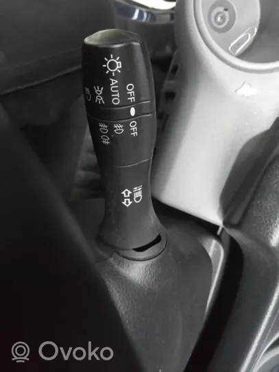 Nissan NV200 Muut kytkimet/nupit/vaihtimet 
