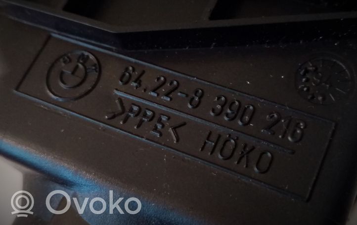 BMW 3 E36 Dysze / Kratki środkowego nawiewu deski rozdzielczej 64228390216