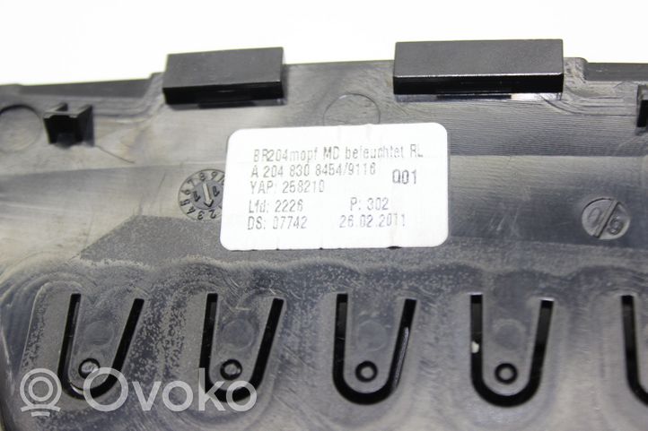 Mercedes-Benz C W204 Griglia di ventilazione centrale cruscotto A2048308454