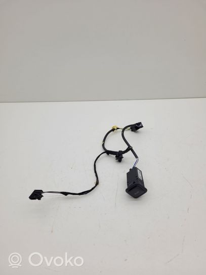 Audi A6 S6 C7 4G AUX-pistokeliitin 4G0035474