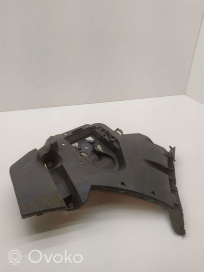 Volvo V40 Cross country Soporte de montaje del parachoques trasero 31395104