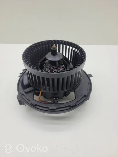 Volkswagen Golf VII Ventola riscaldamento/ventilatore abitacolo 5Q1819021D