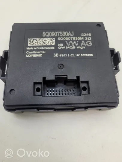 Volkswagen Golf VII Gateway control module 5Q0907530AJ