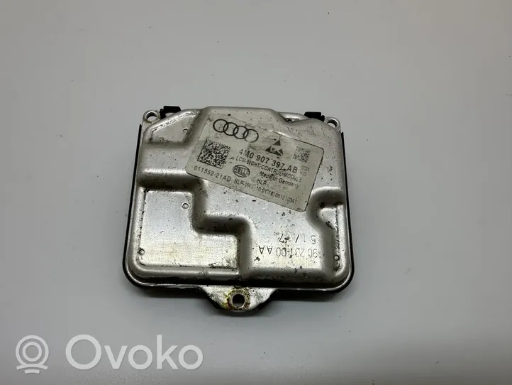 Audi A5 Moduł poziomowanie świateł Xenon KM0907397AB