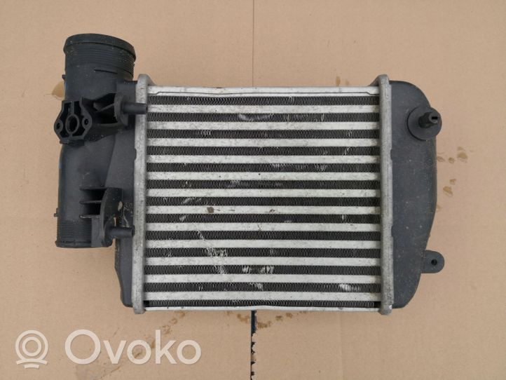 Audi A6 S6 C6 4F Chłodnica powietrza doładowującego / Intercooler 4F0145805E