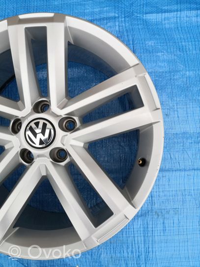 Volkswagen Amarok R19 alloy rim 2H0601025E