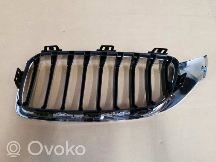 BMW 4 F36 Gran coupe Grille calandre supérieure de pare-chocs avant 