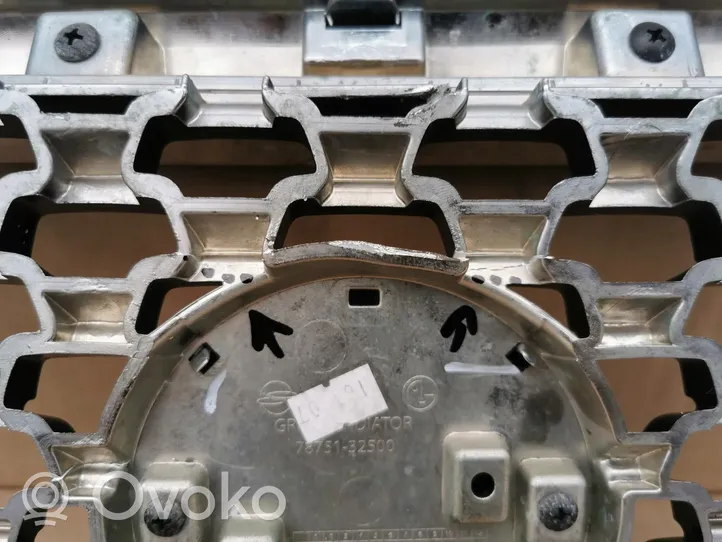 SsangYong Actyon Griglia superiore del radiatore paraurti anteriore 78751-32500