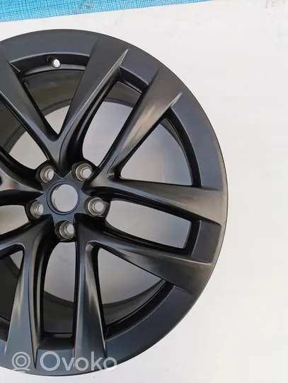 Tesla Model S R21 alloy rim 