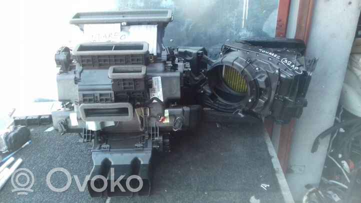 Volkswagen Touareg III Scatola climatizzatore riscaldamento abitacolo assemblata 4M1820001K