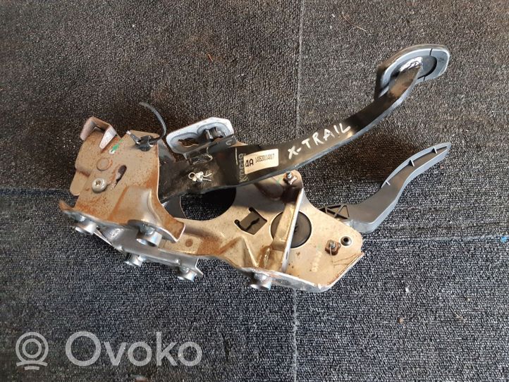 Nissan X-Trail T32 Pedal assembly 